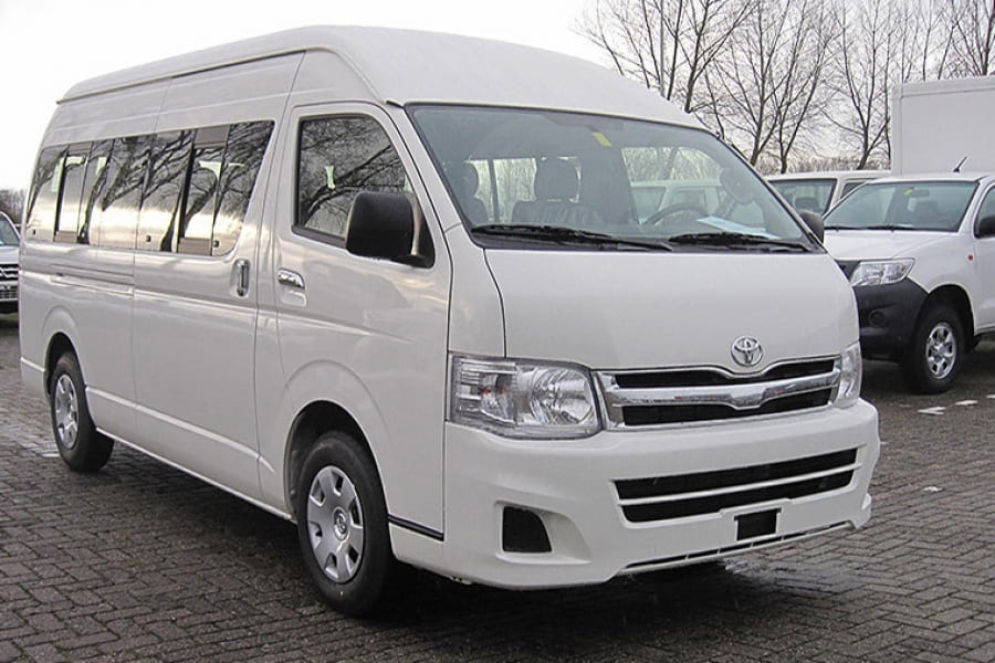 Sewa Toyota Hiace Jakarta